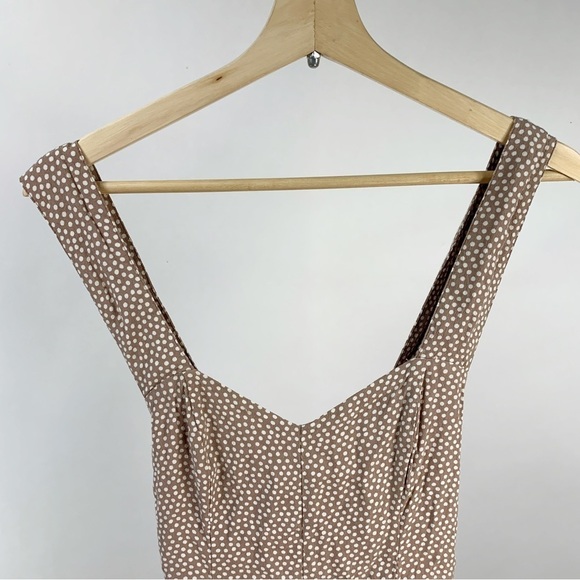 Urban Outfitters Daphne polka Dotted Cross-Back Button Romper Jumpsuit Playsuit - Picture 3 of 10